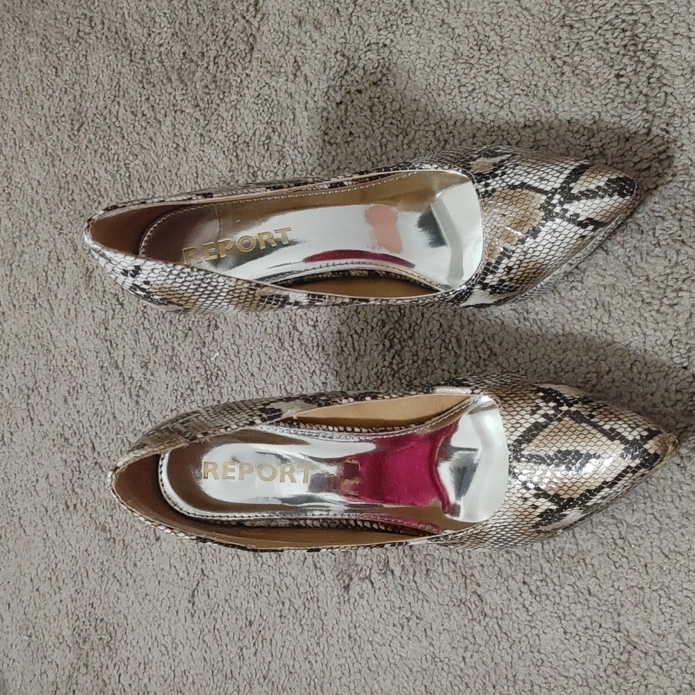 Report Tashi Snakeskin High Heel Pumps